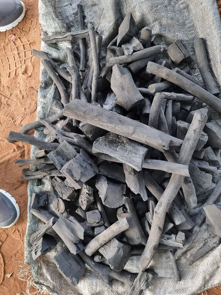 فحم أكاسيا نيجيري